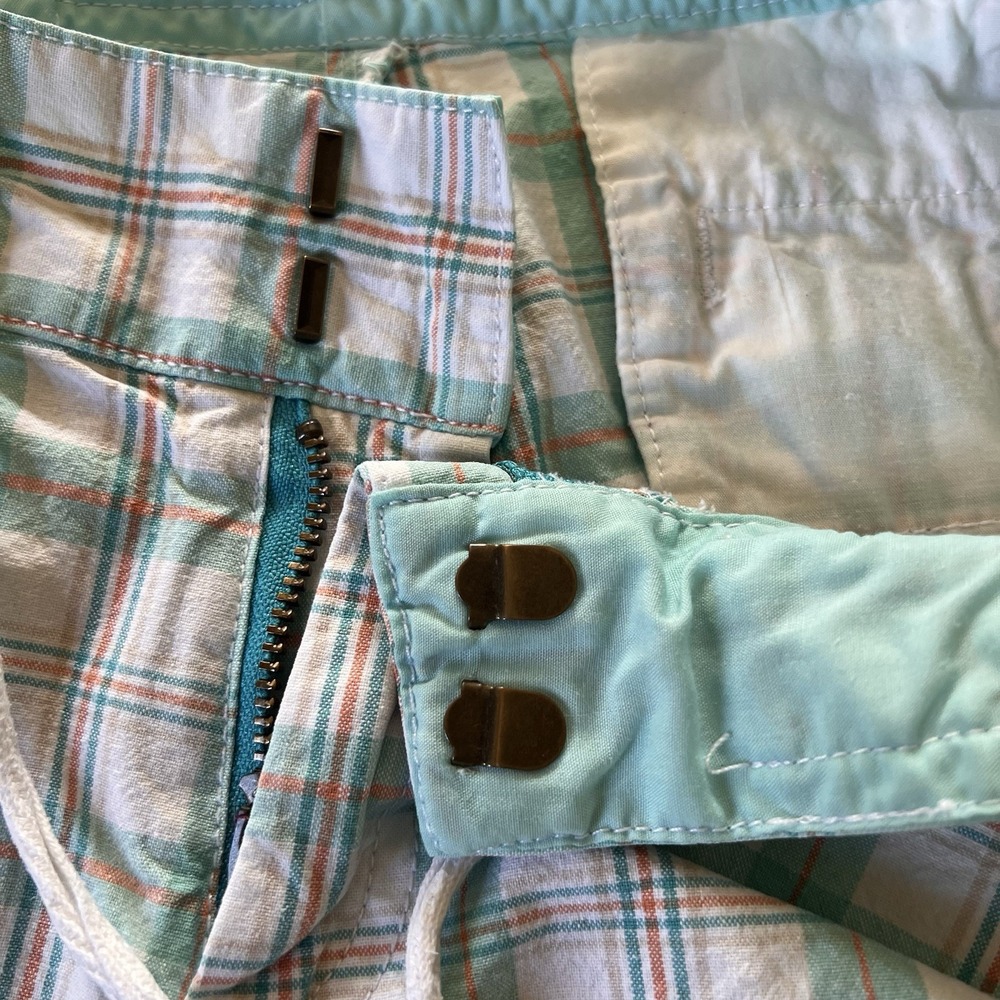 3/$25 Sale! Guess Jeans Women's Bermuda Shorts Size 29‎ White Teal Plaid - Picture 8 of 8